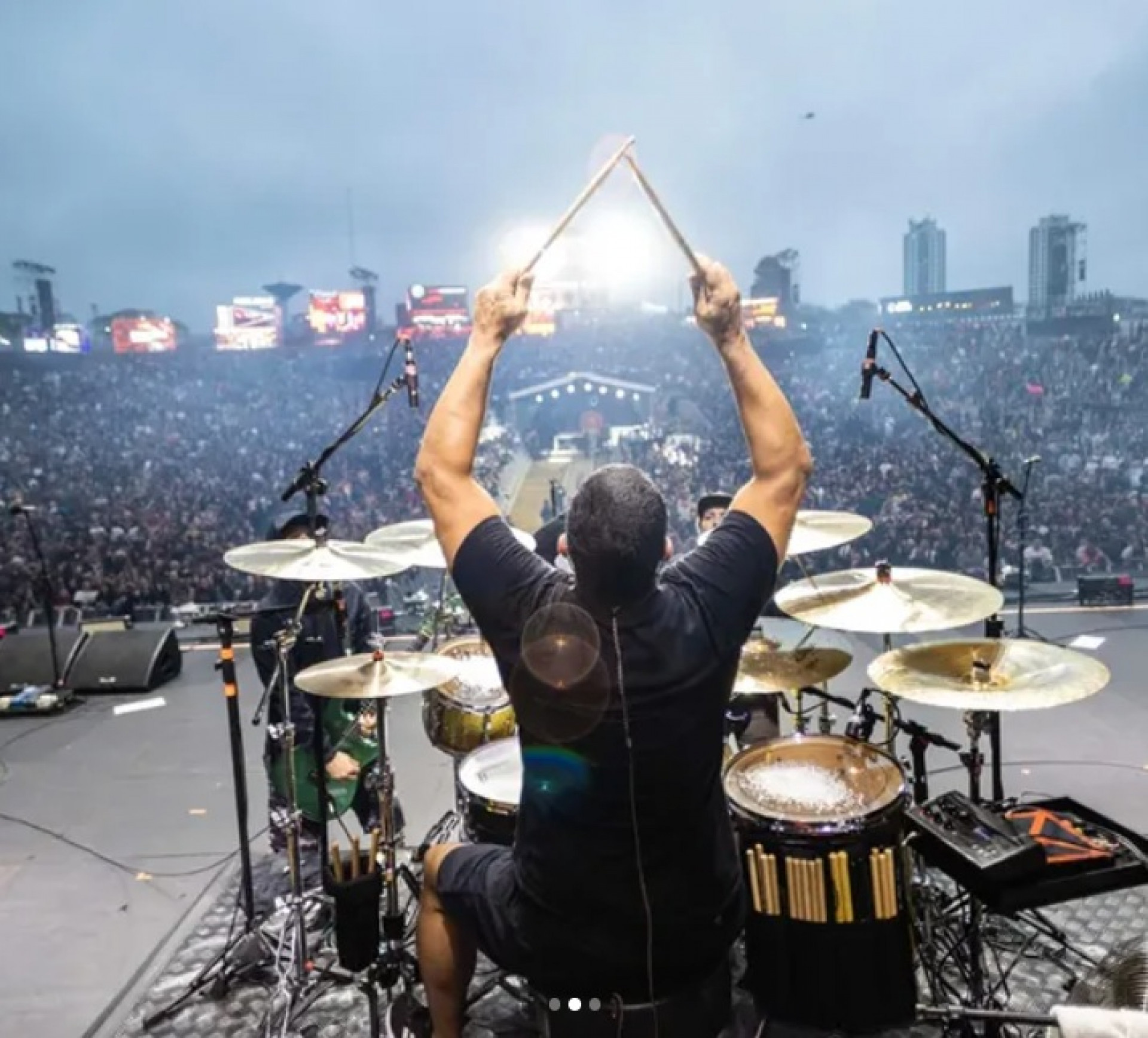 Daniel Siqueira, baterista do CPM 22 - Reprodução / Leonardo Muniz