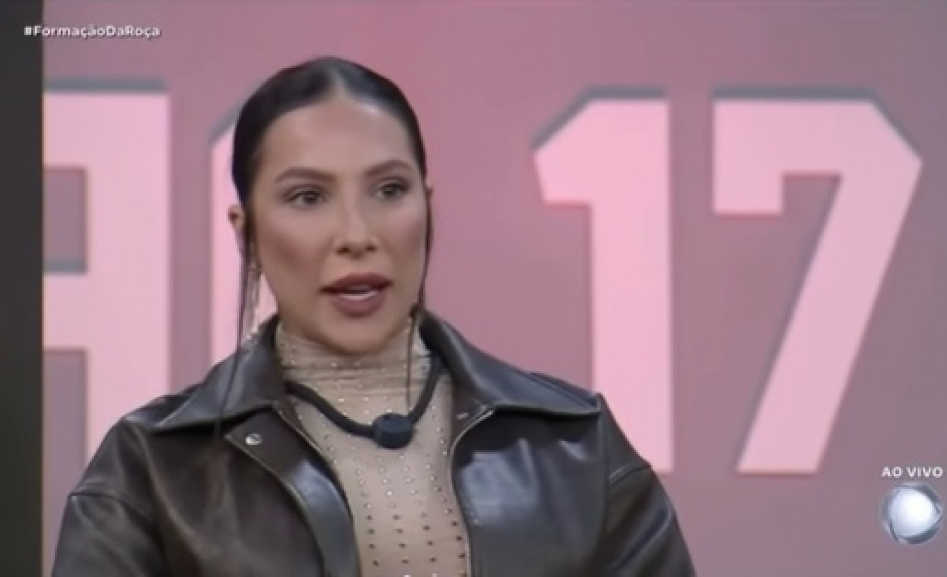 Martina se desculpou com o grupo Pixote por arremessar copo em festa do reality - Reprodução/Instagram 