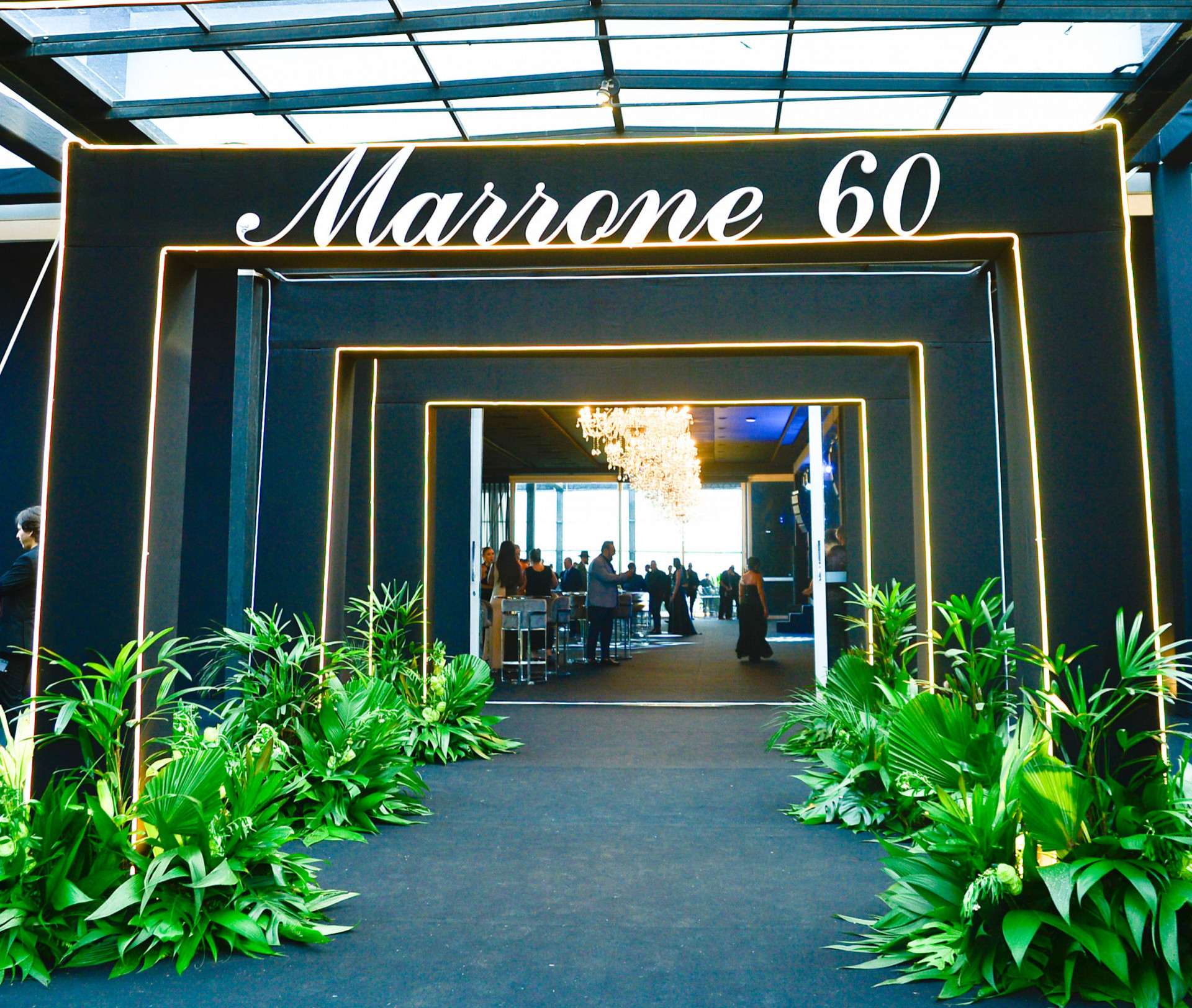 Marrone comemora seus 60 anos com festao em Goiânia - Eduardo Martins | Brazil News