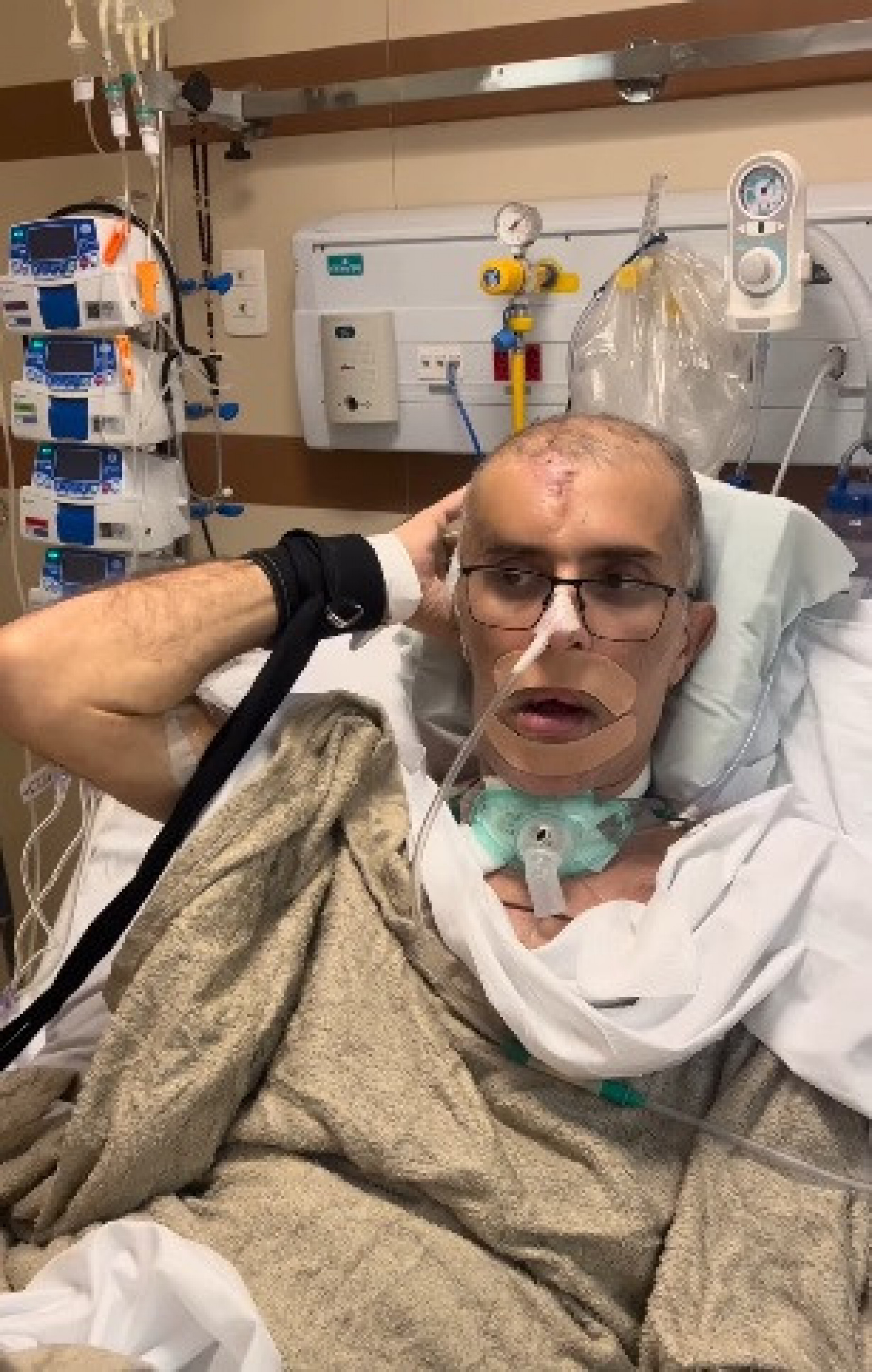 Felipe Marques Monteiro está há mais de 220 dias internado no Hospital São Lucas, em Copacanaba - Reprodução/Redes sociais