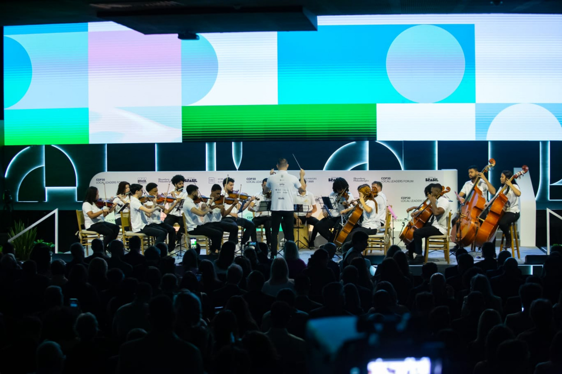 Abertura da plenária teve performance da Orquestra da Maré - Érica Martin/Agência O Dia
