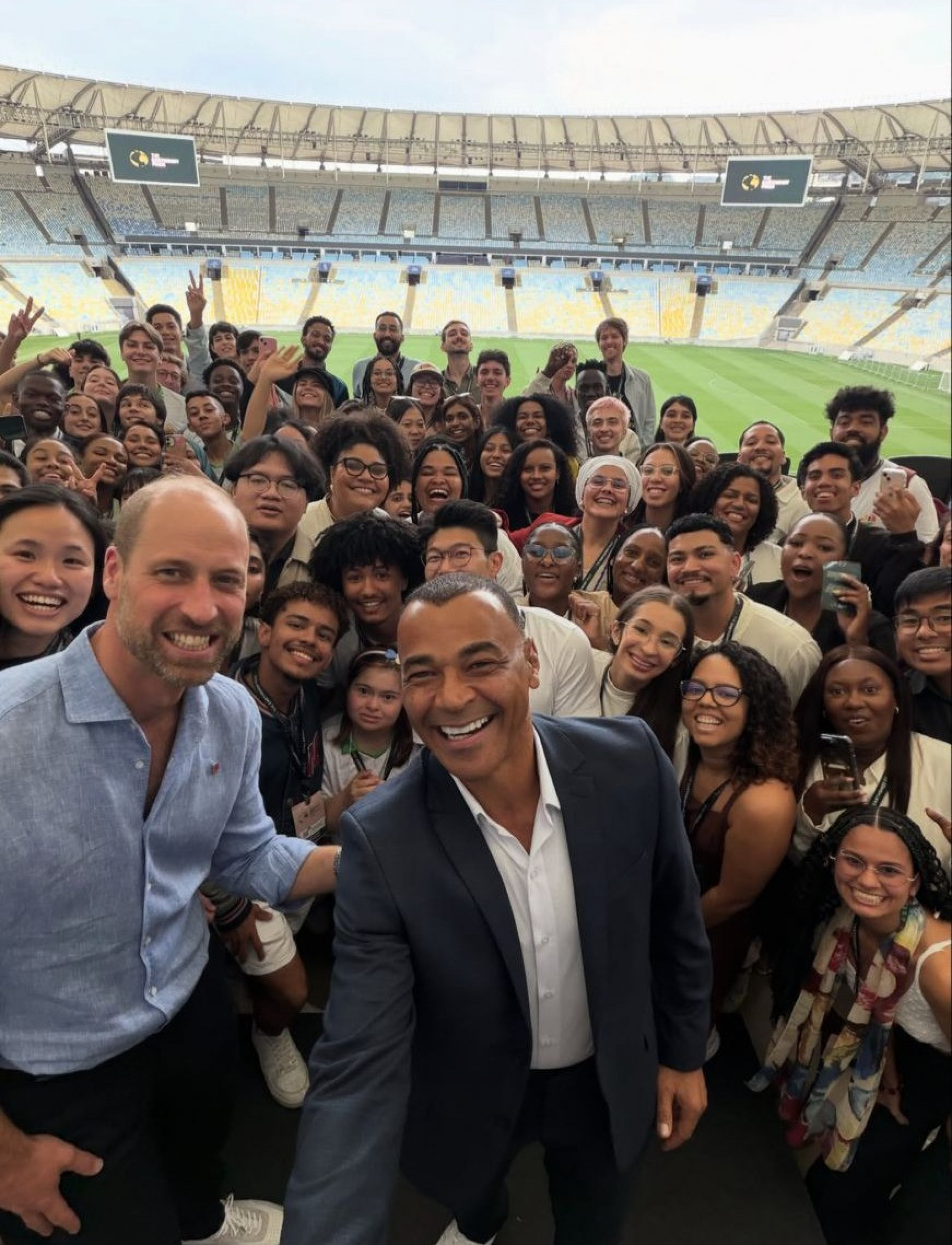 Pr&iacute;ncipe William e Cafu participaram de evento no Maracan&atilde; - Divulga&ccedil;&atilde;o