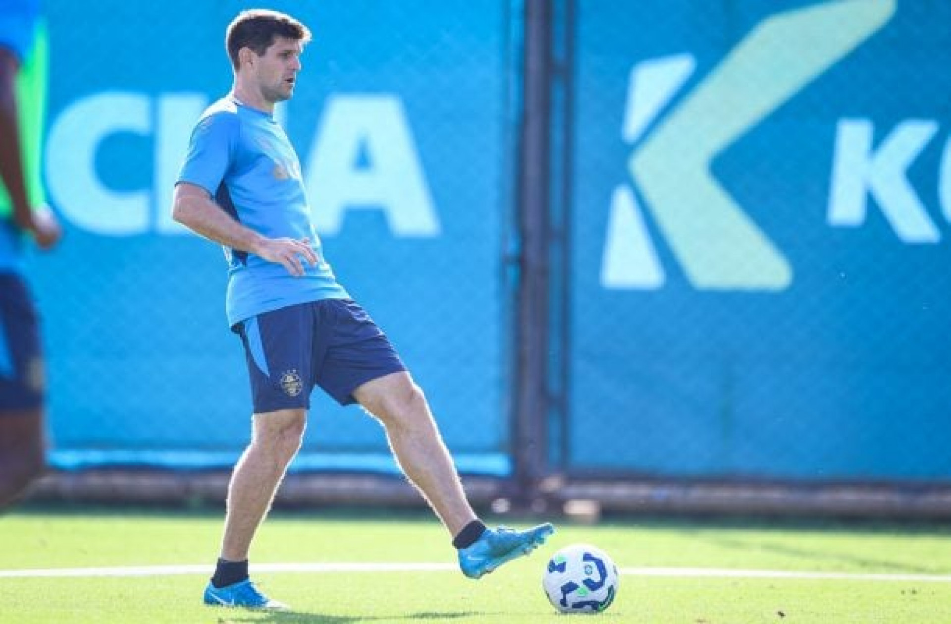 Mano tem dúvida e provável retorno para definir os 11 iniciais do Grêmio