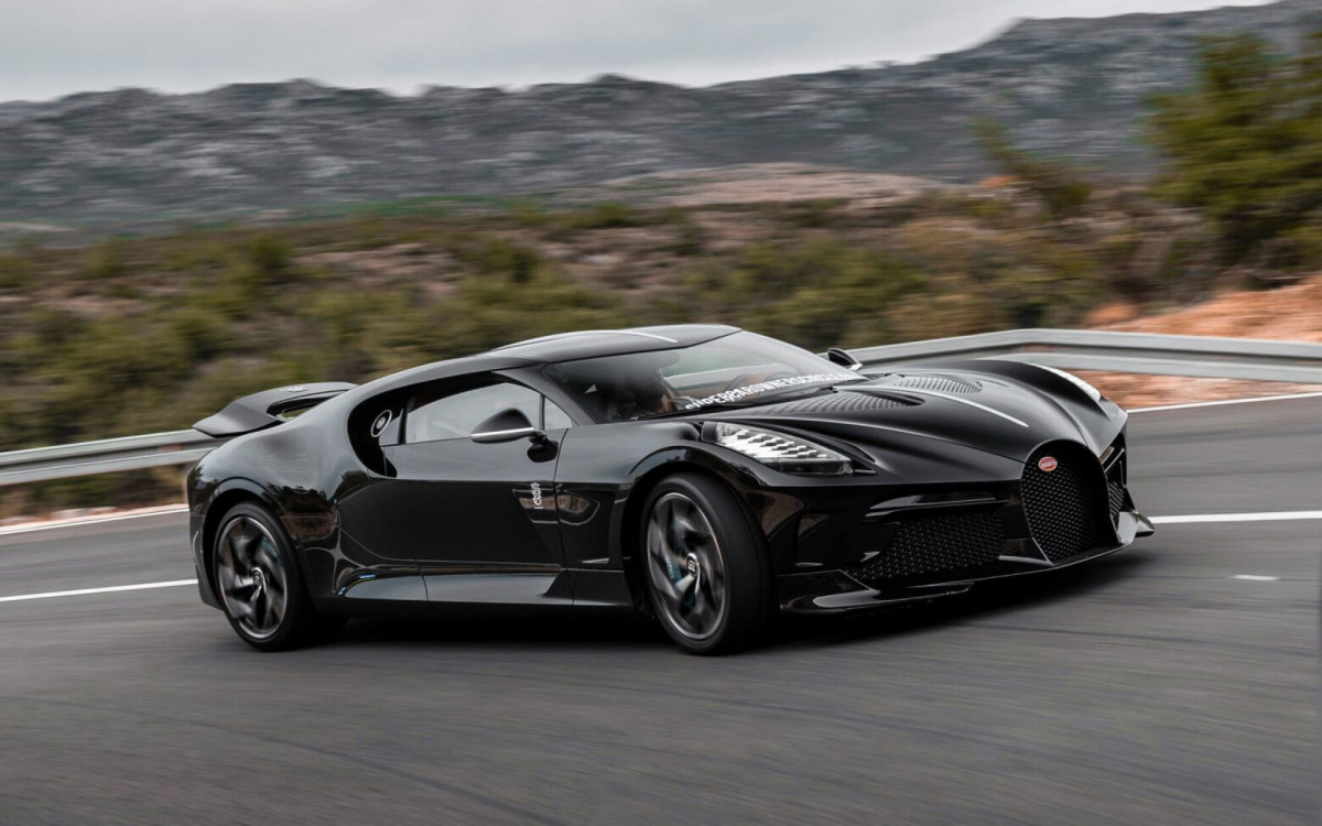 Fortuna de Cristiano Ronaldo: Bugatti la Voiuture Noire por R$ 60,9 milhões