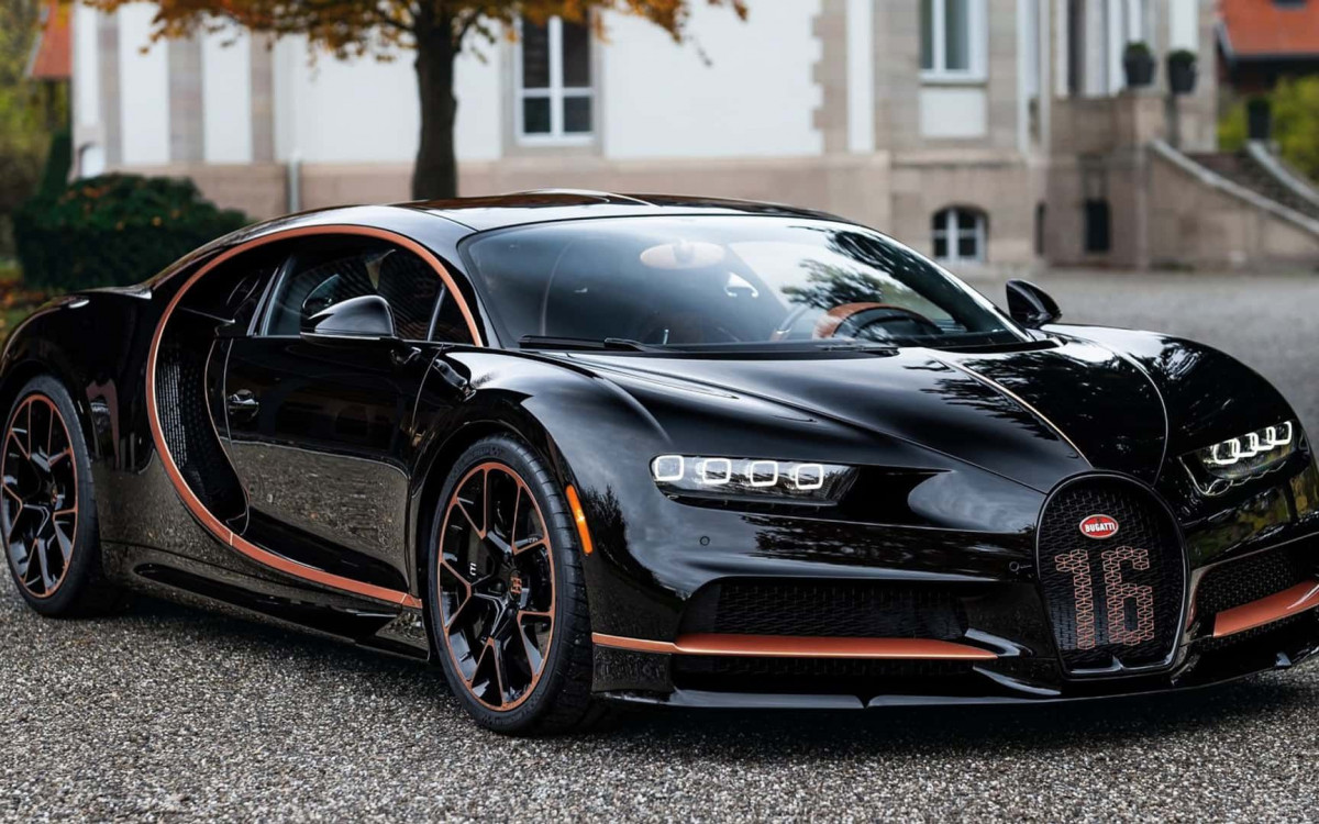 Fortuna de Cristiano Ronaldo: Bugatti Chiron avaliado em R$ 15,08 milhões