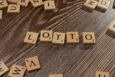 O Algoritmo da Sorte: Como a IA pode prever a sua aposta na Mega da Virada 2025?