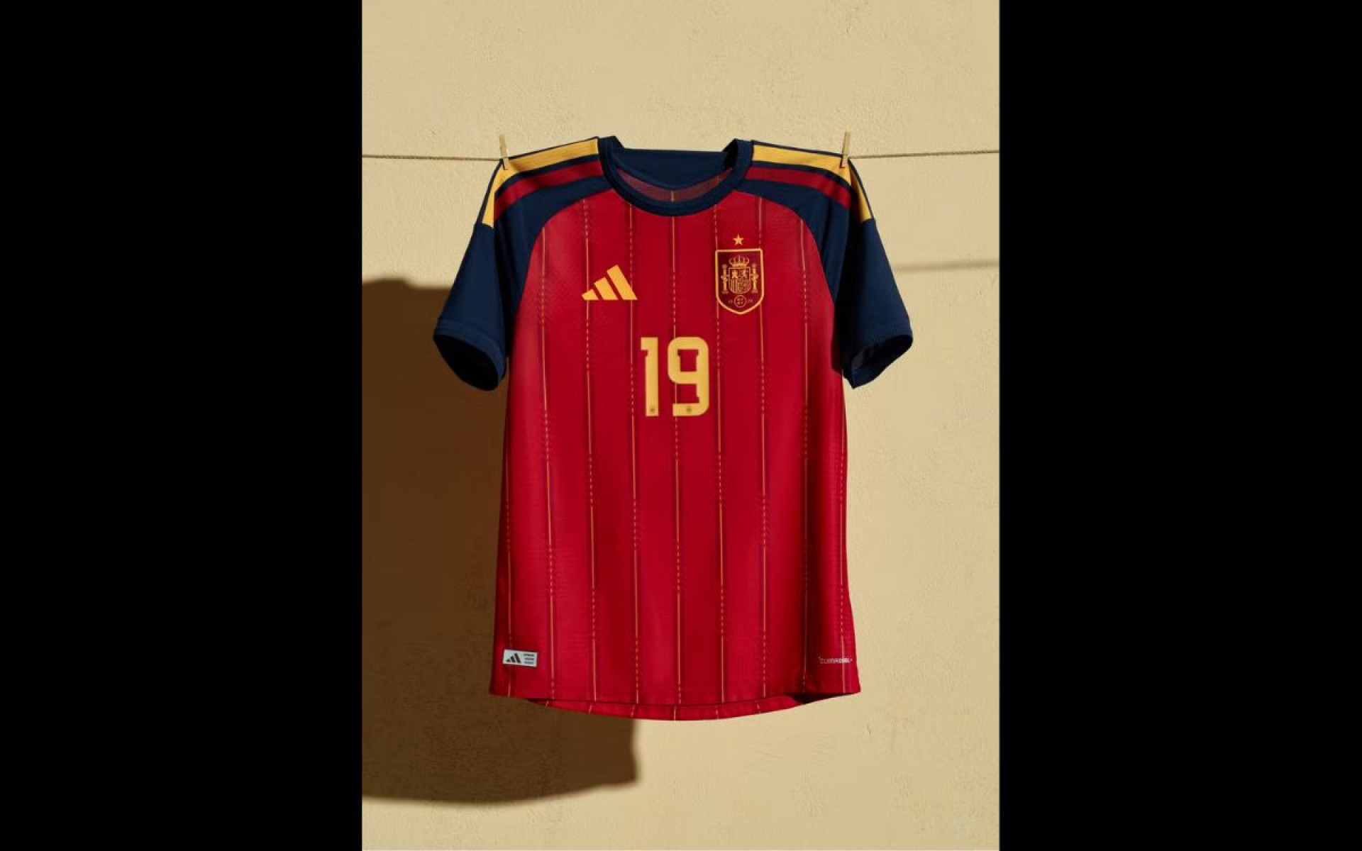 Novo uniforme da Espanha para 2026