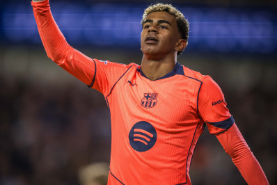 Ex-técnico da Espanha crê que extracampo pode comprometer futuro de Yamal: 'Não vai durar muito'