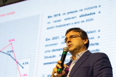 Black Friday deve movimentar R$ 49 bi no varejo de moda, calçados e móveis, aponta levantamento