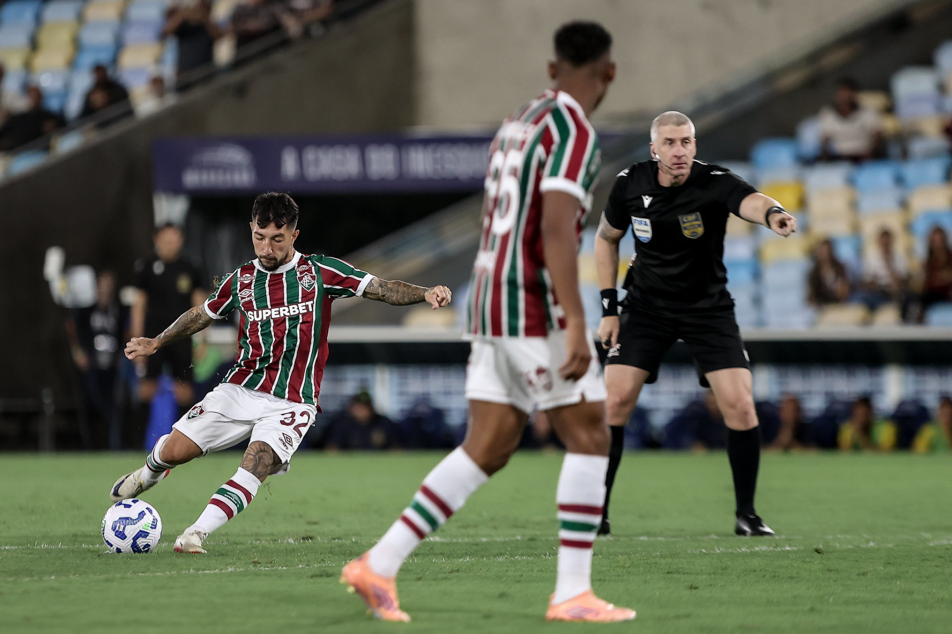Acosta. Fluminense enfrentou o Mirassol, nesta quinta-feira (6), no Maracanã, pela 32ª rodada do Brasileirão - Lucas Merçon/Fluminense FC