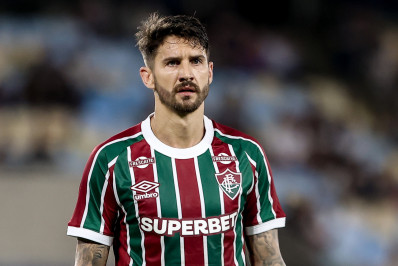 Fluminense se vê bem servido com centroavantes: ‘Gosto dos que temos’