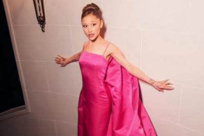 Após cancelar vinda ao Brasil, Ariana Grande marca presença em première na França