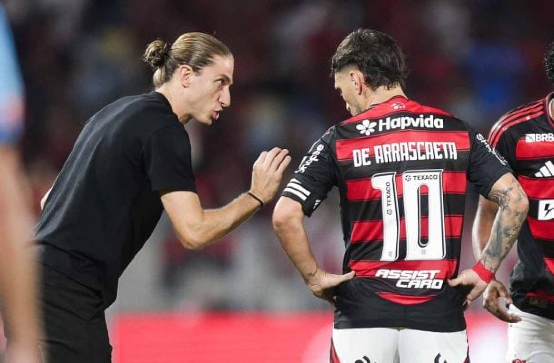 Convoca&ccedil;&atilde;o de Carrascal alerta o Flamengo para onda de desfalques