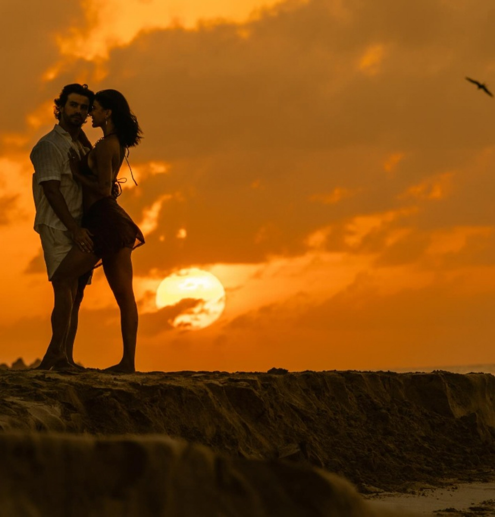 Jakelyne Oliveira e Mariano em Lua de Mel em Fernando de Noronha - Iaponã (@neuronha)