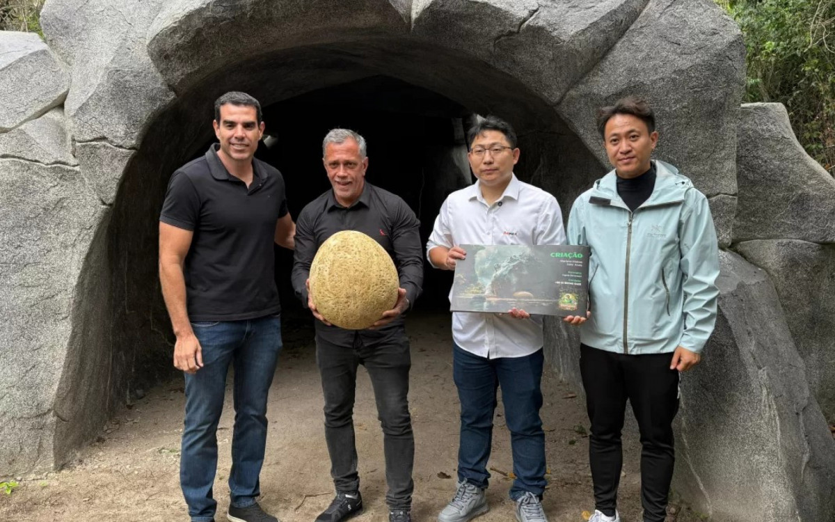 Prefeito de Iguaba Grande, Fabinho, recebe os empresários chineses Wang Bo e Tang Yuze