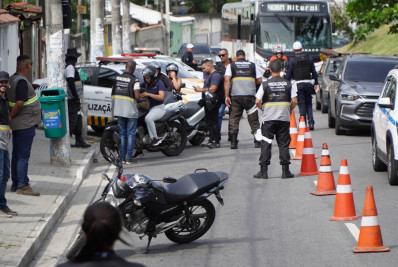 Tolerância Zero fiscaliza mais de 500 motos em uma semana