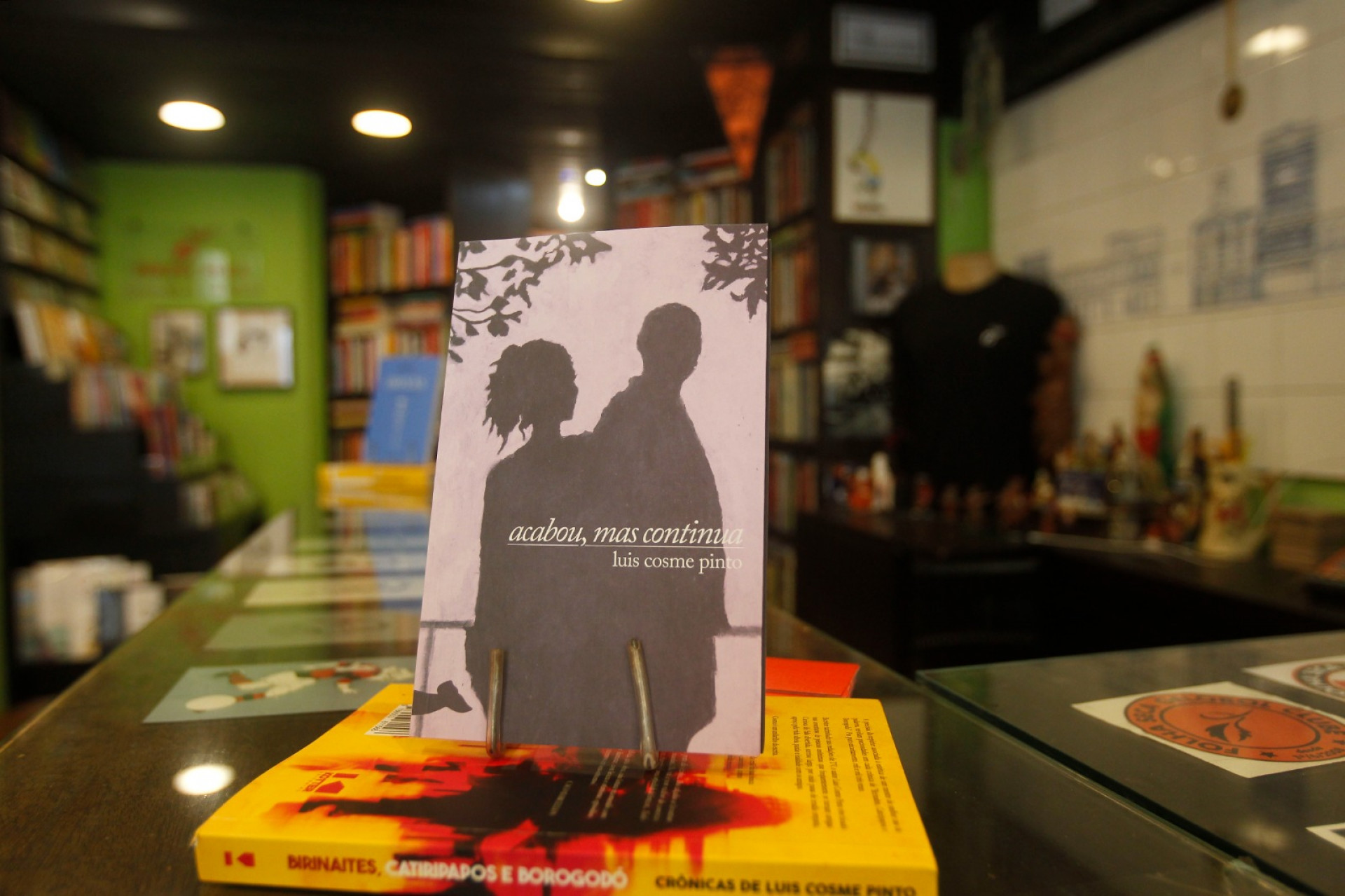 'Acabou, mas continua' é o terceiro livro de crônicas de Luis Cosme Pinto - Reginaldo Pimenta / Agência O Dia