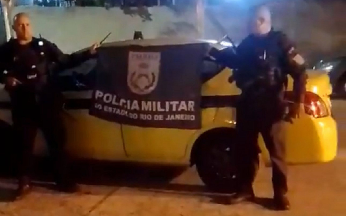 Veículo de taxista foi recuperado por policiais militares