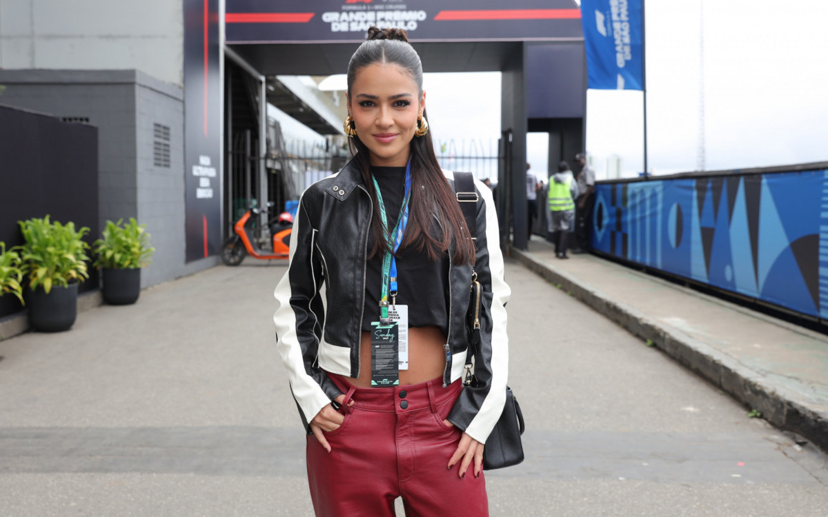 Giullia Buscacio
 - Brazil News