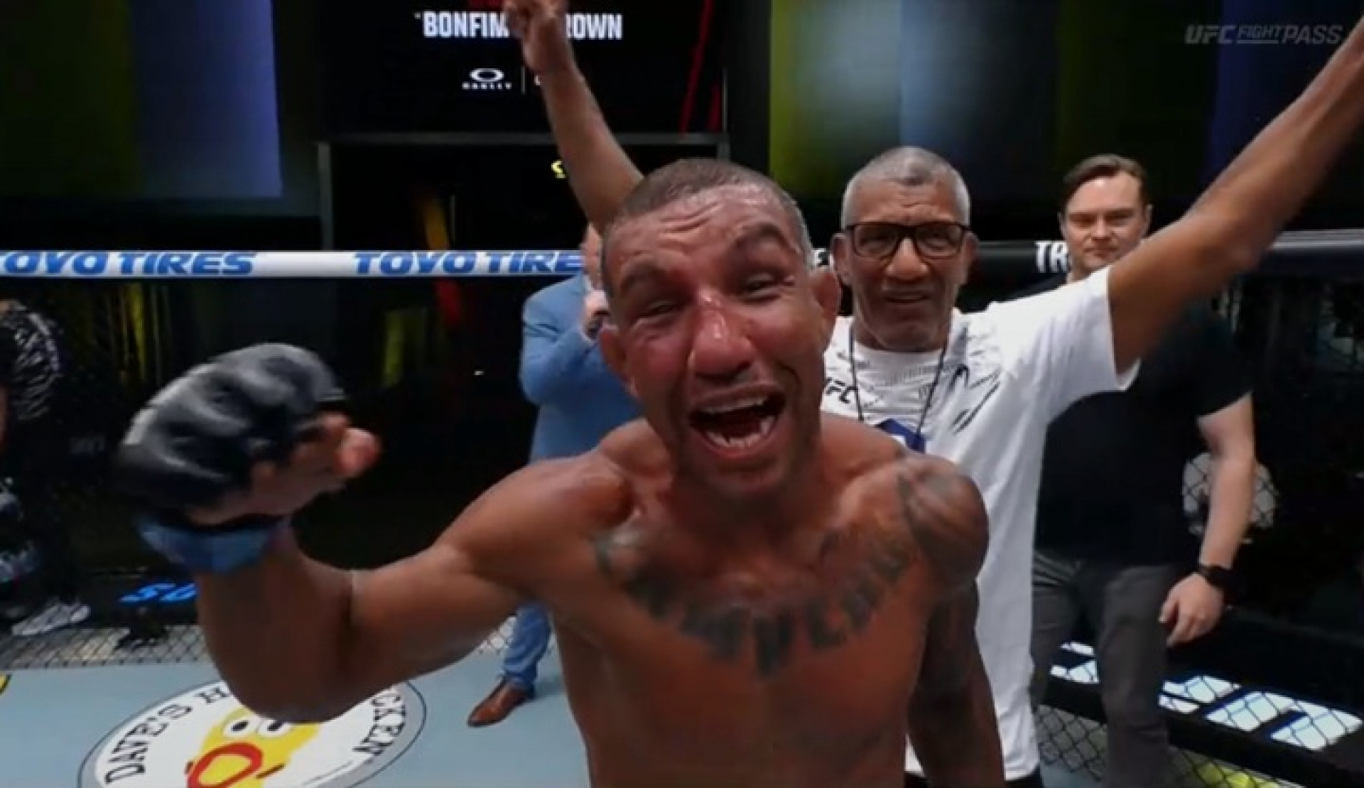 Aos 38 anos, Raoni vive grande fase na carreira -  (Foto: Reprodução/UFC)