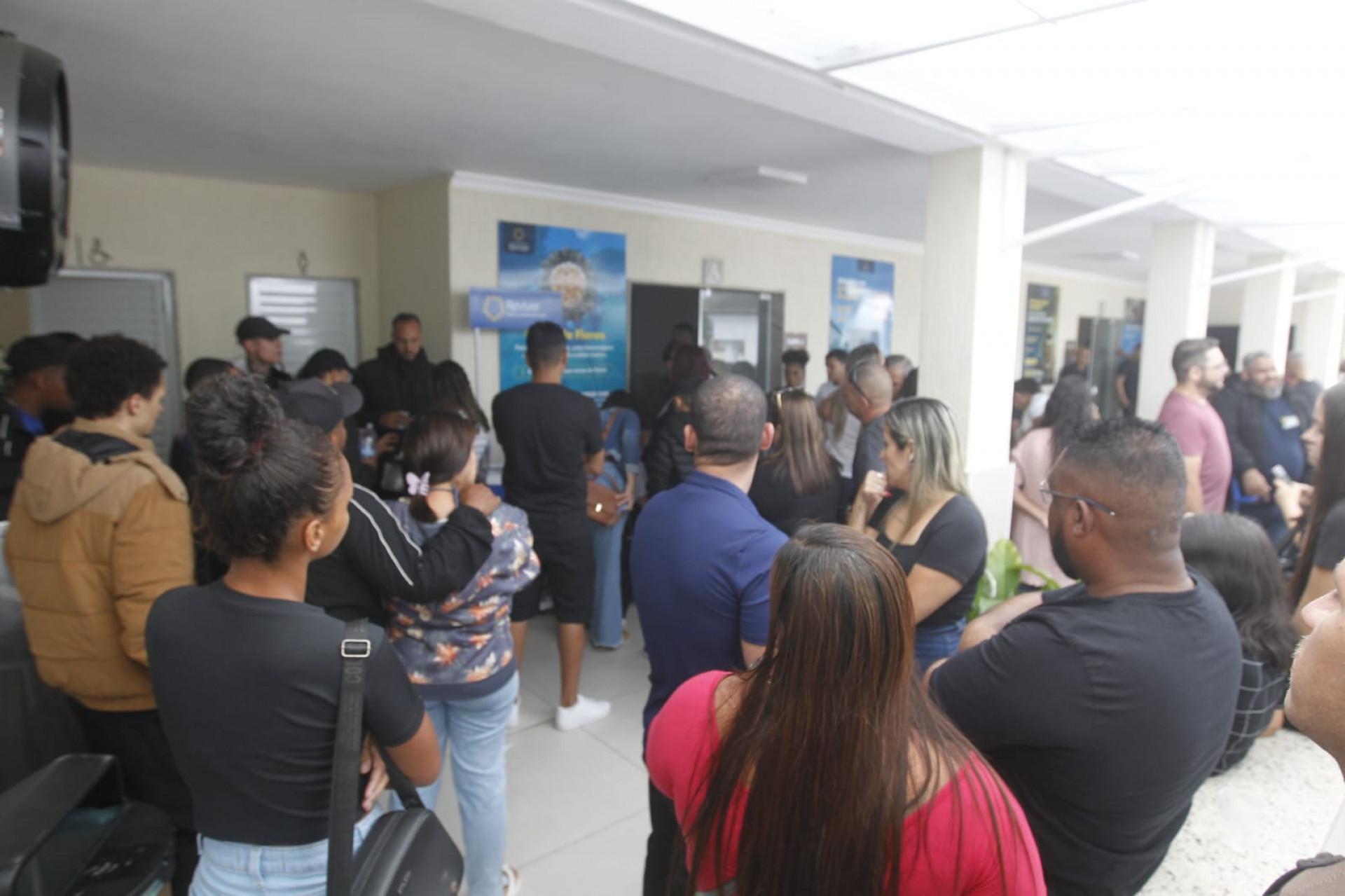 Enterro aconteceu no Cemitério de Ricardo de Albuquerque - Reginaldo Pimenta / Agência O Dia