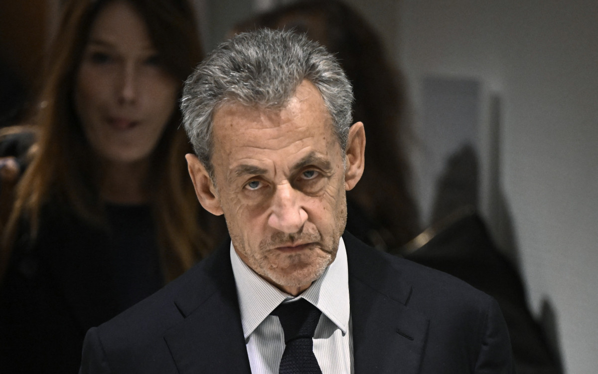 Sarkozy Livre! Ex-Presidente Deixa a Prisão Após Concessão de Liberdade Condicional
