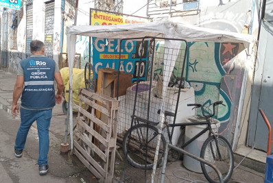 Depósito de bebidas com fezes de ratos e fiação exposta é interditado na Lapa