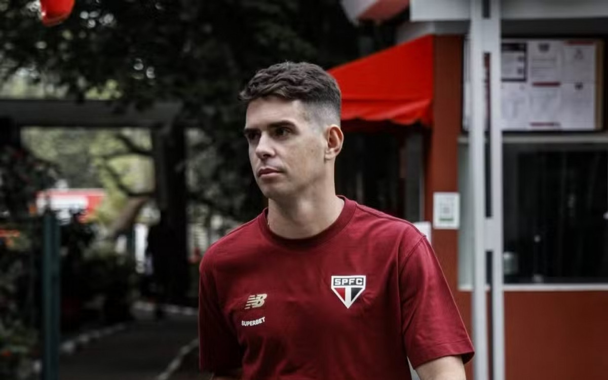 Antigo alvo do Flamengo, Oscar anuncia aposentadoria: 'Queria fazer mais'
