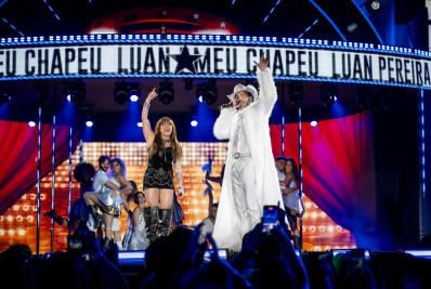 Luan Pereira apresenta 'Lençol de Seda' em parceira com Lauana Prado