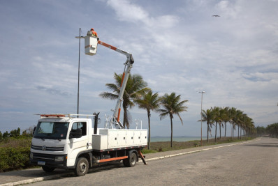 Praião ganha nova iluminação e mais segurança em Barra de São João