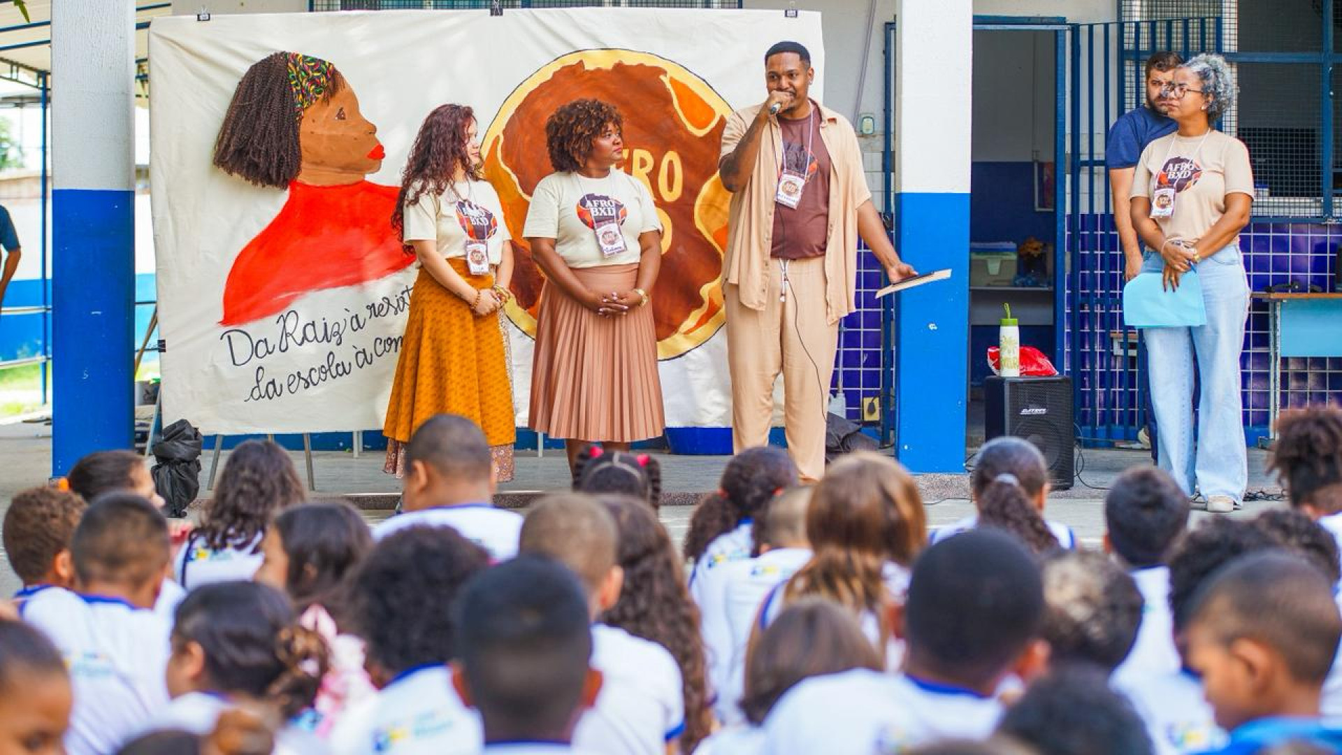 Professores Lisa Miranda, Viviane Patr&iacute;cio e Alexandre Sales durante o lan&ccedil;amento oficial do projeto  - Gilberto Rocha/ PMSJM