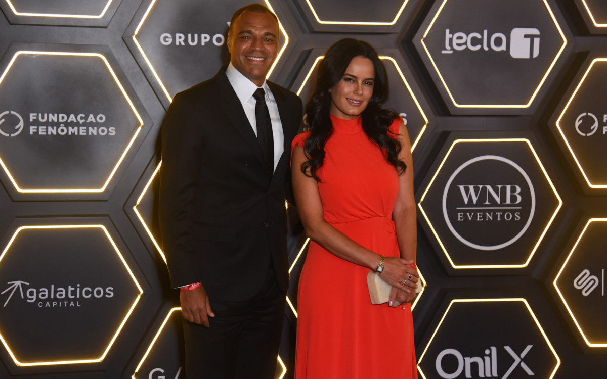 Denílson e Luciele di Camargo
