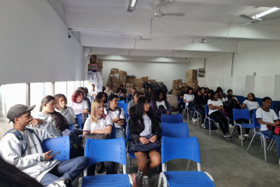 Secretaria de Políticas sobre Álcool e Drogas realiza palestra em escola no Laranjal