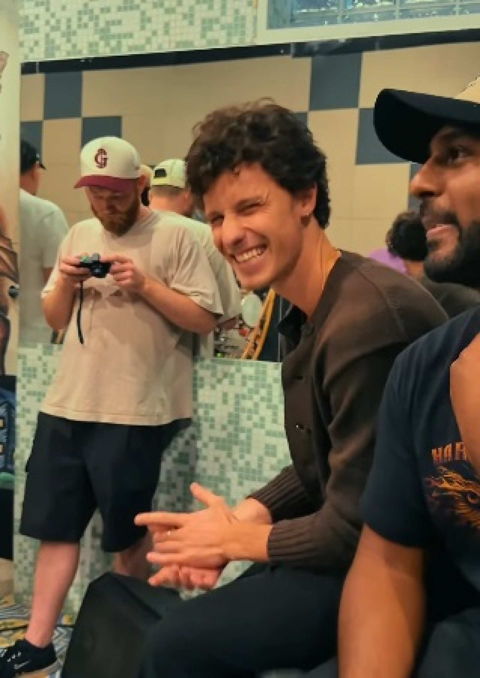 Shawn Mendes - Reprodução de Vídeo