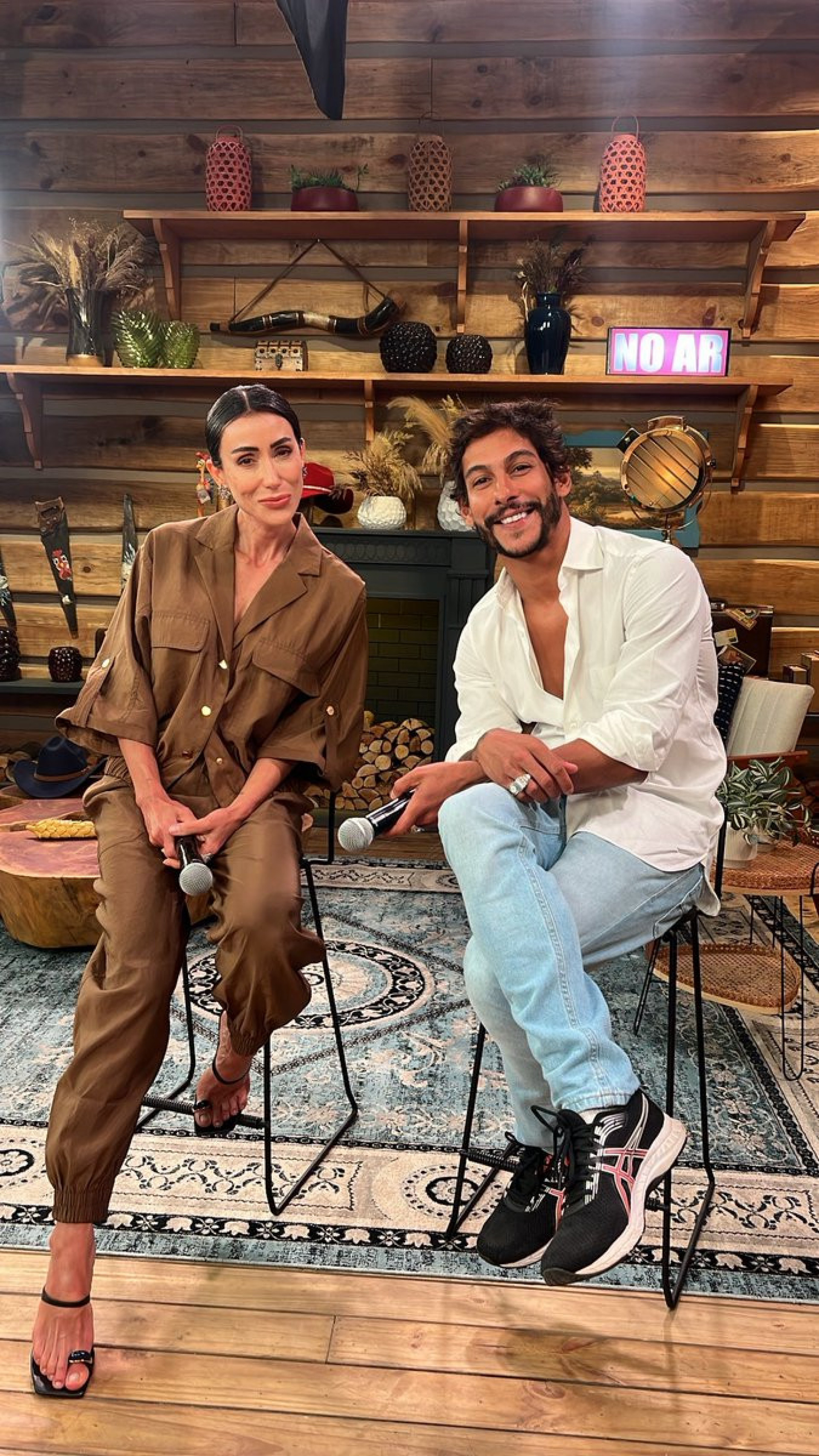 Michelle Barros falou sobre futuro da rela&ccedil;&atilde;o com Shia Phoenix  - Reprodu&ccedil;&atilde;o/ X