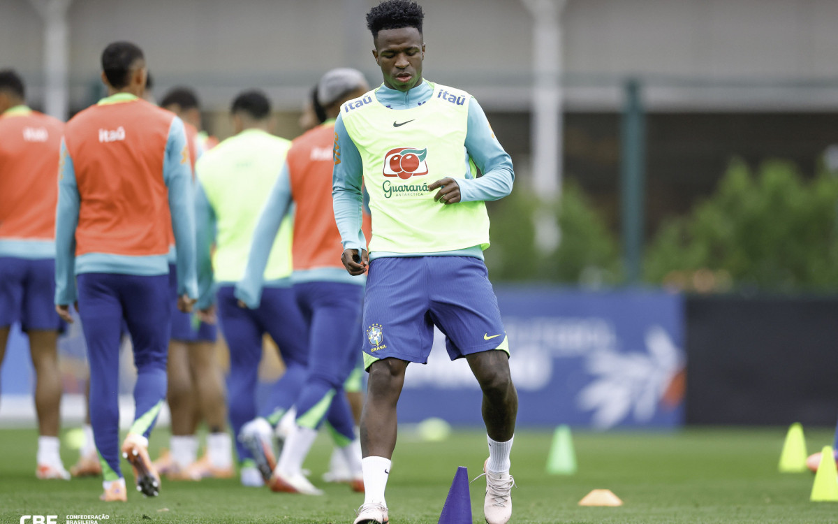 Ancelotti Revela: Vini Jr. Deve Mais na Seleção, Mas Há Esperança!