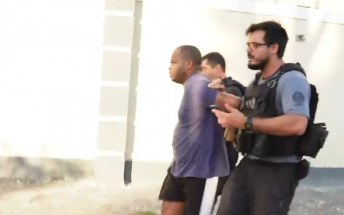 Dênis da Silva Costa já tinha anotações criminais anteriores por porte ilegal de arma