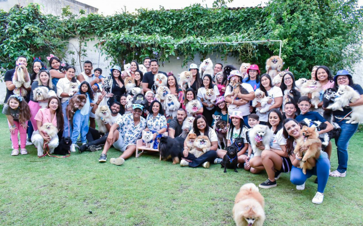 No total, 31 famílias foram convidadas para a festa, todas com seus pets