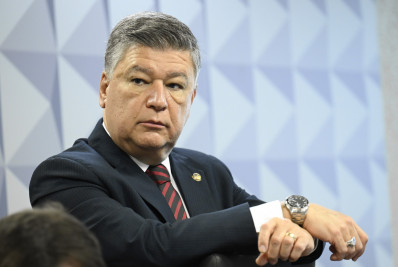 Presidente da CPI do INSS diz que vão ter novas prisões e que há interessados em fazer delação