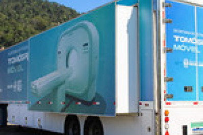 Unidade Móvel de Tomografia com 450 atendimentos em Angra