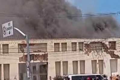 Vídeo: incêndio atinge estação elétrica de hospital em Fortaleza e bebês são transferidos às pressas