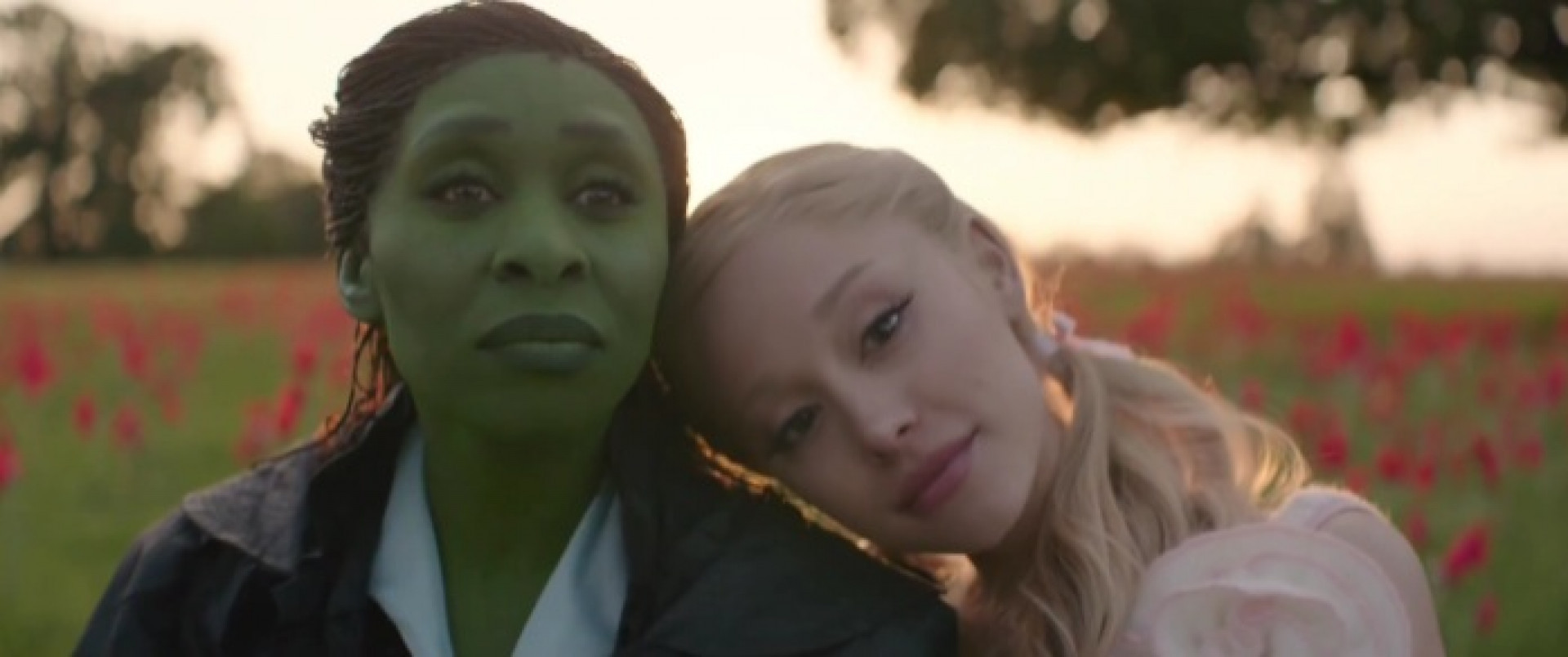 Elphaba (Cynthia Erivo) e Glinda (Ariana Grande) - Reprodução / X
