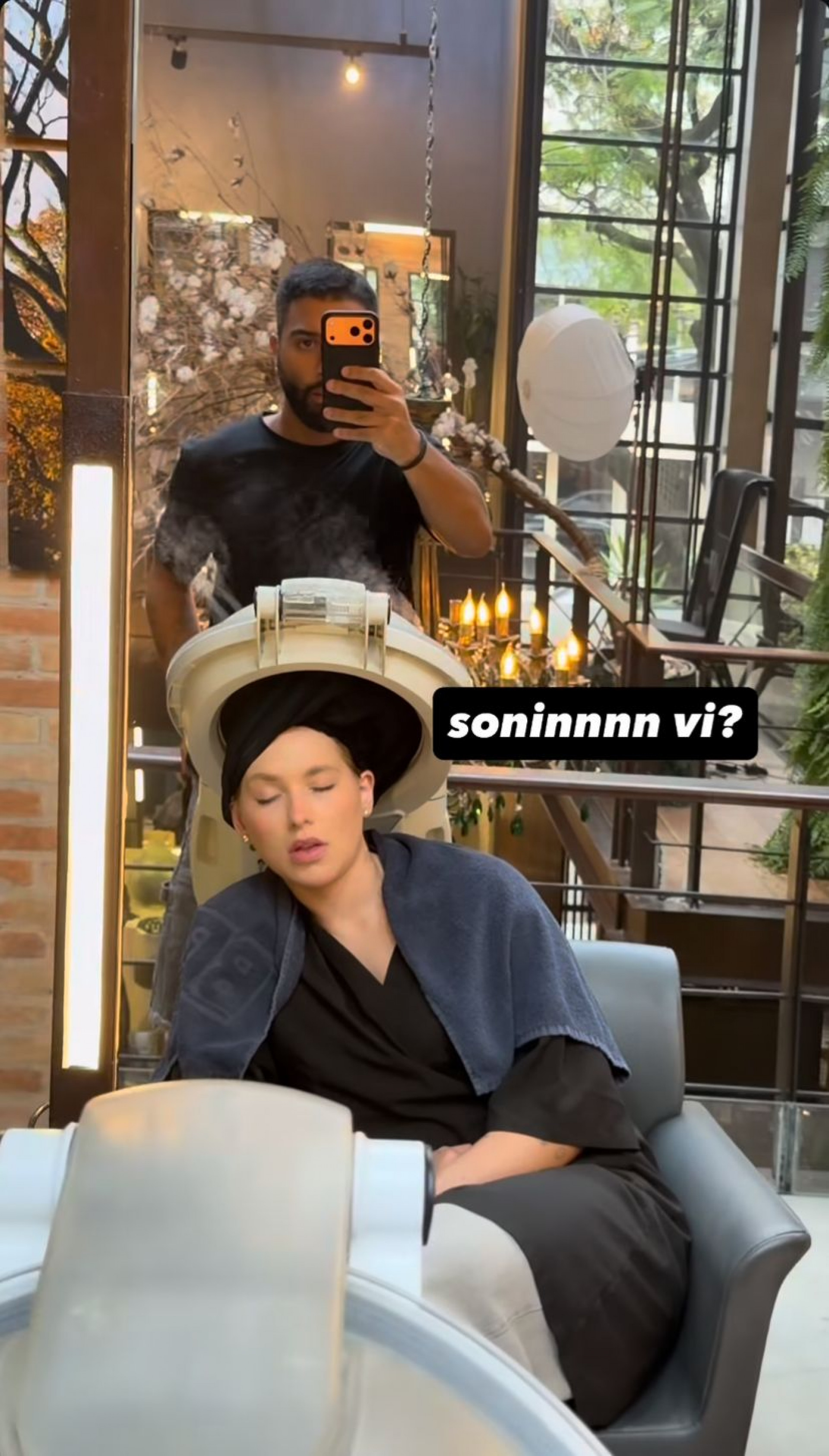 Virginia dorme em salão de beleza - Reprodução/Instagram