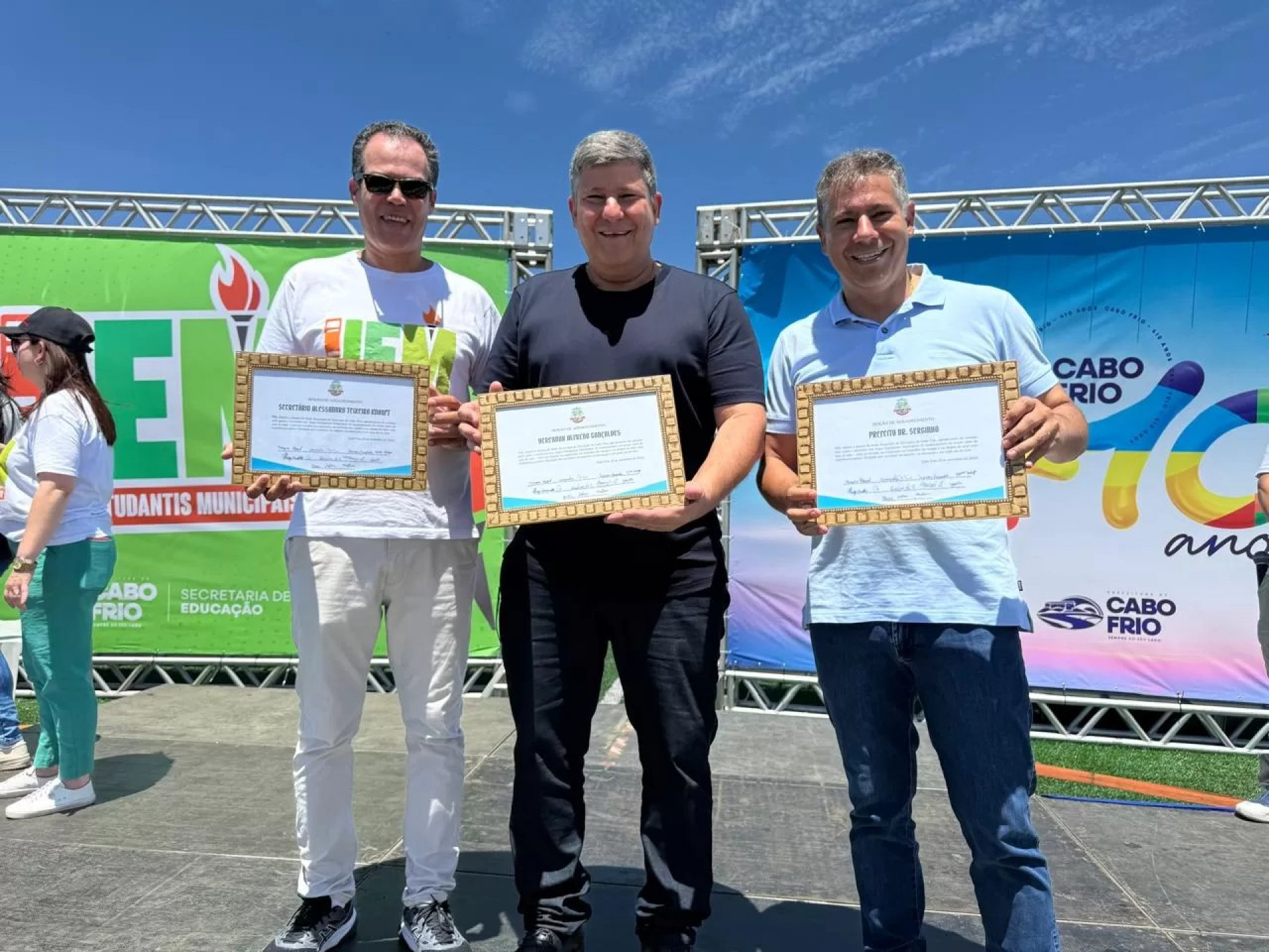 Autoridades - Renata Cristiane