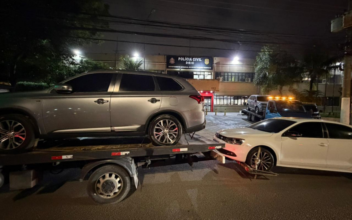 Na garagem, havia dois veículos blindados utilizados durante as fugas - Divulgação/ SSP-SP
