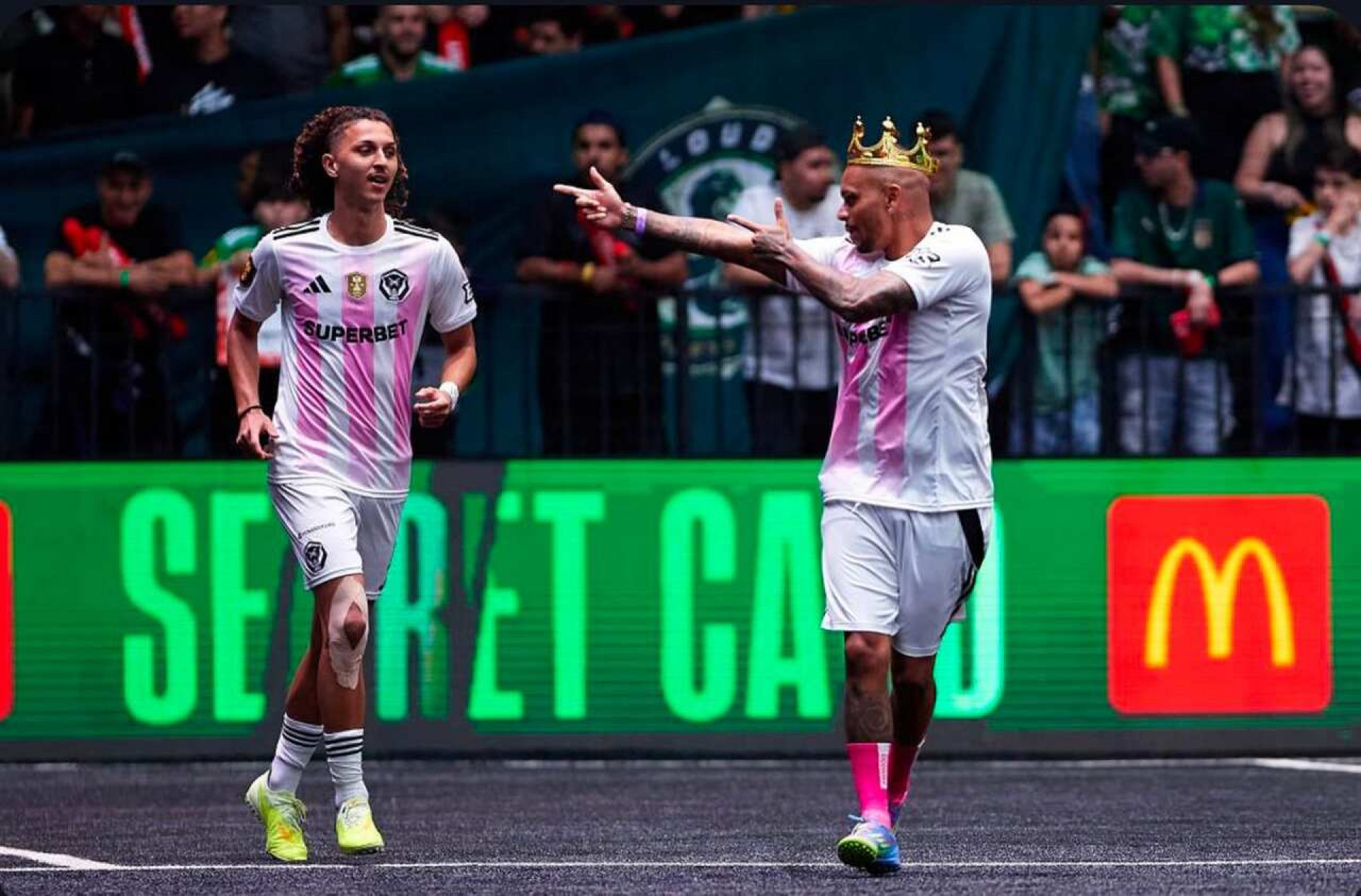 Loud quase consegue milagre, mas Furia vence jogo &eacute;pico e vai a final da Kings League