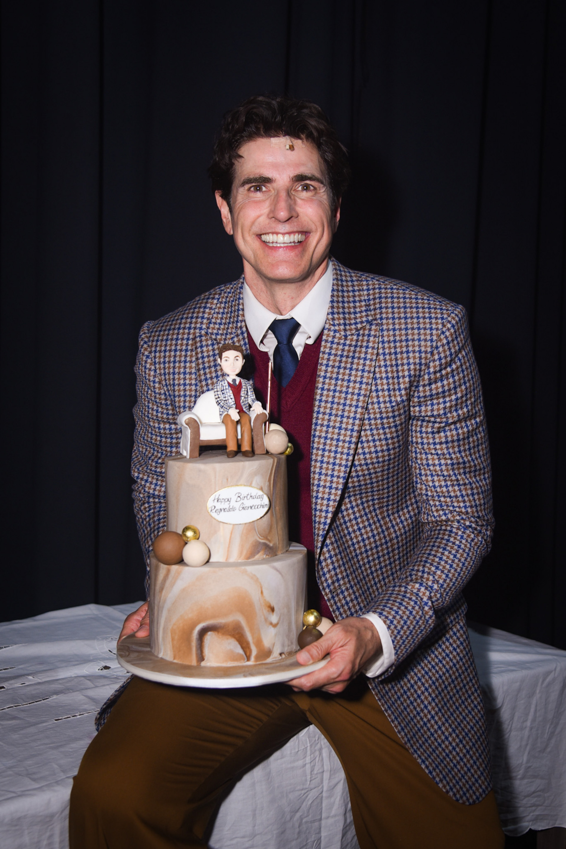 Reynaldo Gianecchini posou com bolo de aniversário  - Andy Santana/Brazil News