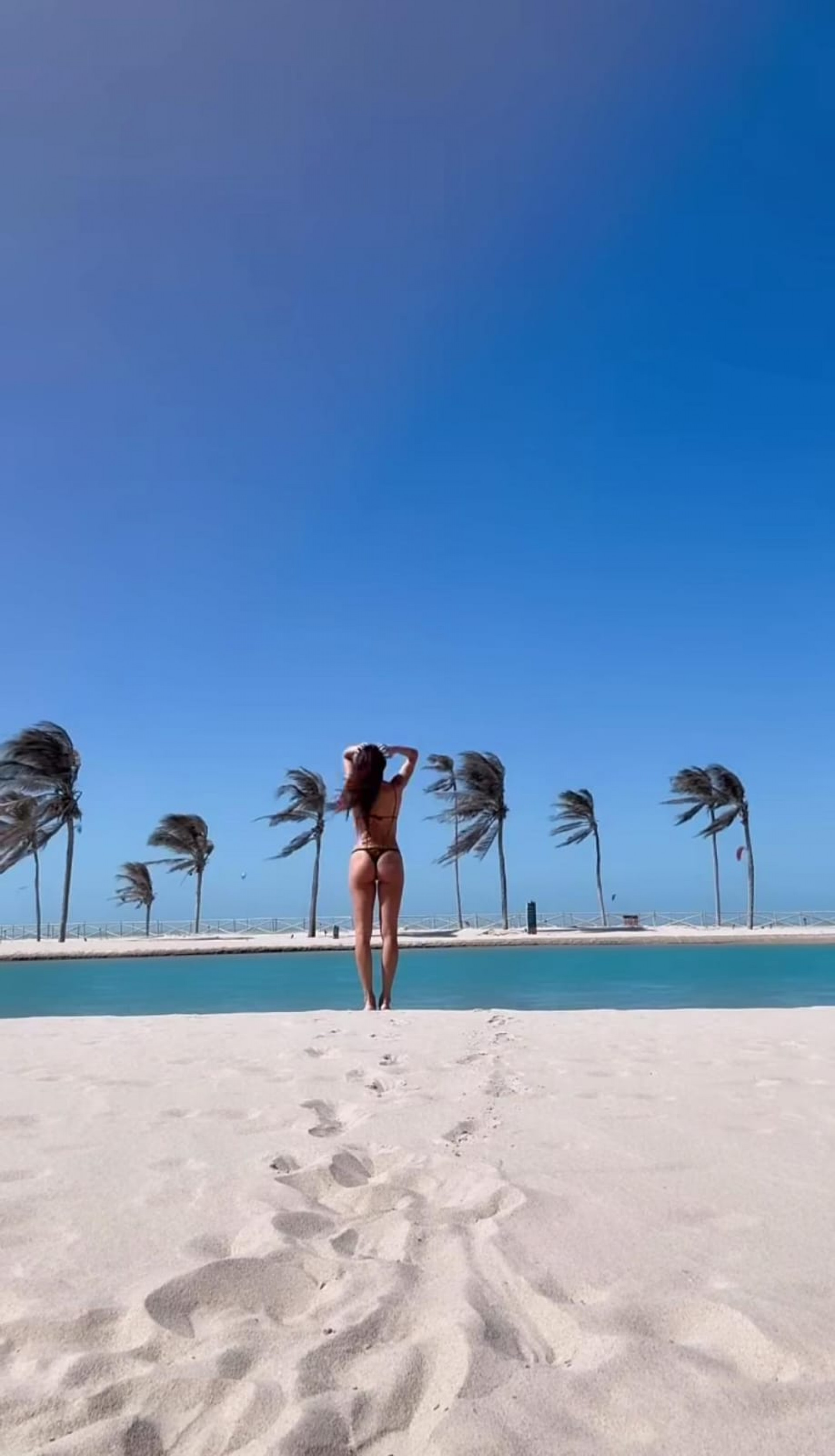 Thaila Ayala curte resort luxuoso no Ceará
 - Reprodução de vídeo / Instagram