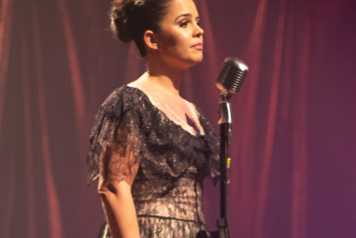 Mona Vilardo se apresenta no Circuito de Rodas de Choro