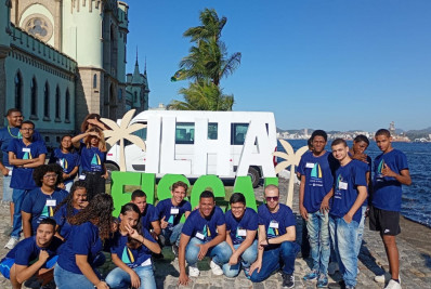 Estudantes de São Gonçalo visitam a Ilha Fiscal